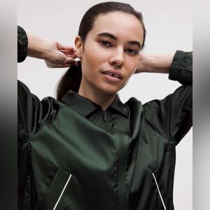 Lululemon stretch satin nylon jacket